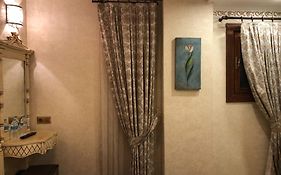 Kaftan Hotel